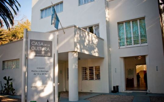 Por la presión de los artistas, el Gobierno dio marcha atrás con el cierre del Fondo Nacional de las Artes | Nacionales