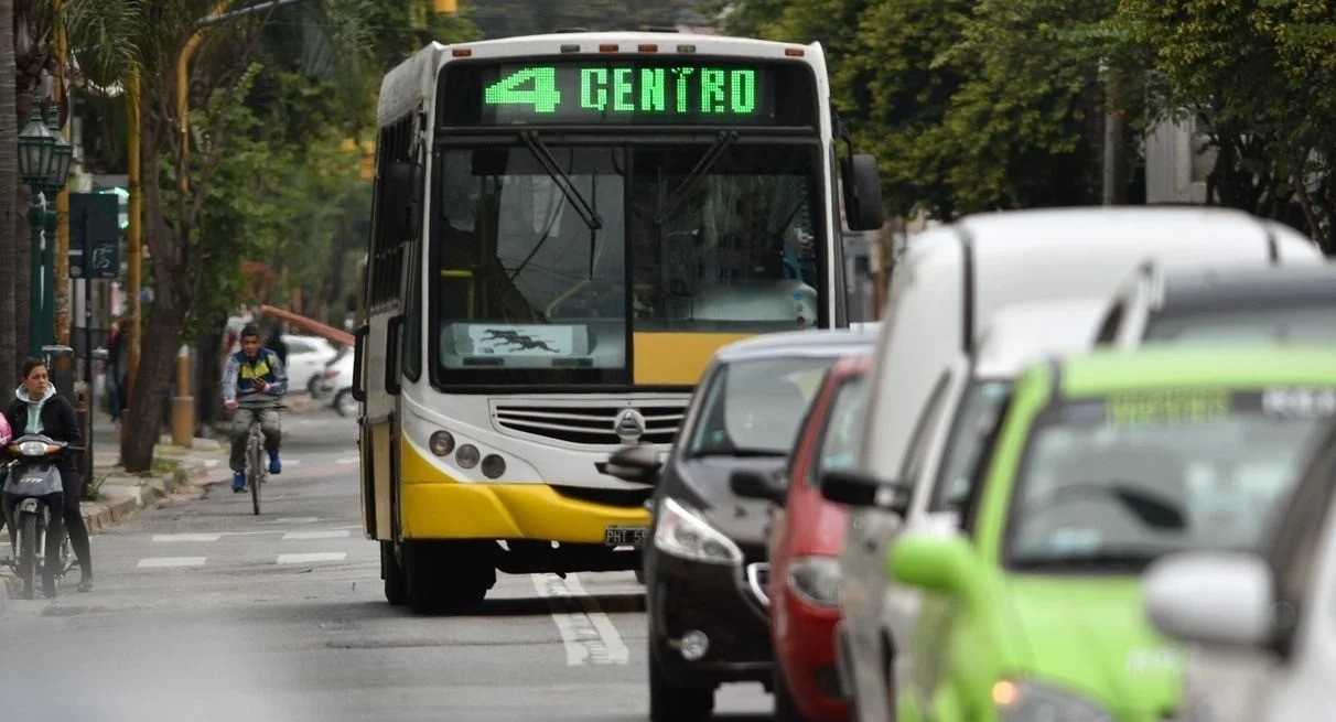 Colectivos: el municipio dispuso desvíos por las manifestaciones | Noticias