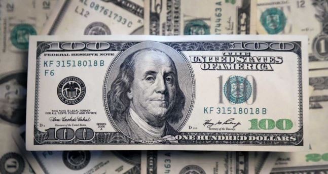 El dólar blue cedió sobre el final de la jornada y anotó una baja de $10 | Noticias