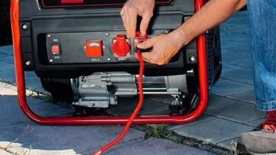 Se le cortó la luz, quiso prender el generador y explotó: sufrió quemaduras en el 75% del cuerpo | Nacionales