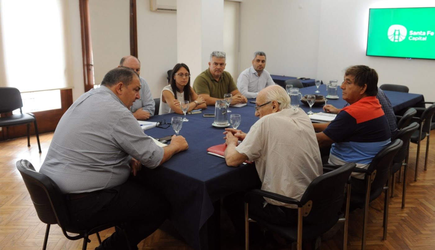 La Municipalidad y Los Sin Techo delinearon políticas para trabajar en conjunto | Noticias