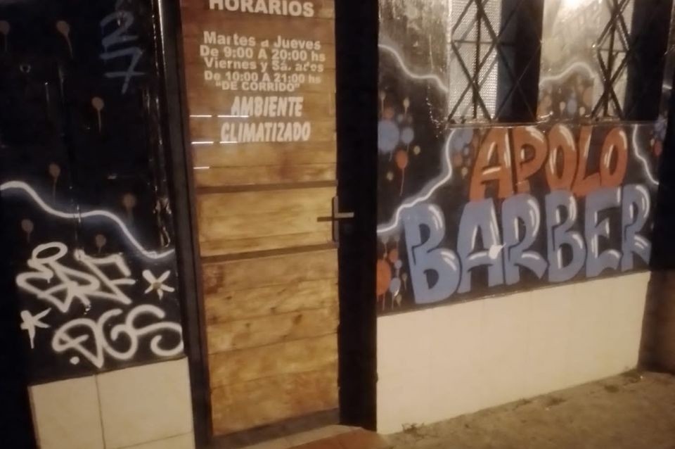 Robaron en una barbería y se llevaron todo | Policiales