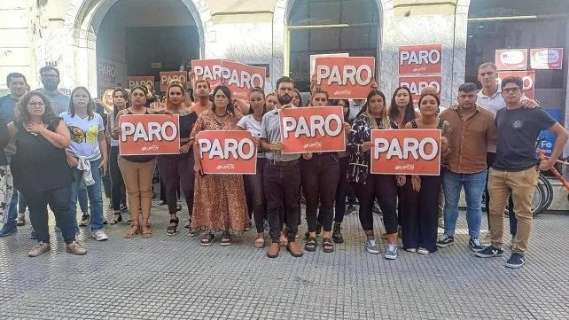 Pese a la advertencia del gobierno, sigue el paro en el Registro de la Propiedad | Noticias
