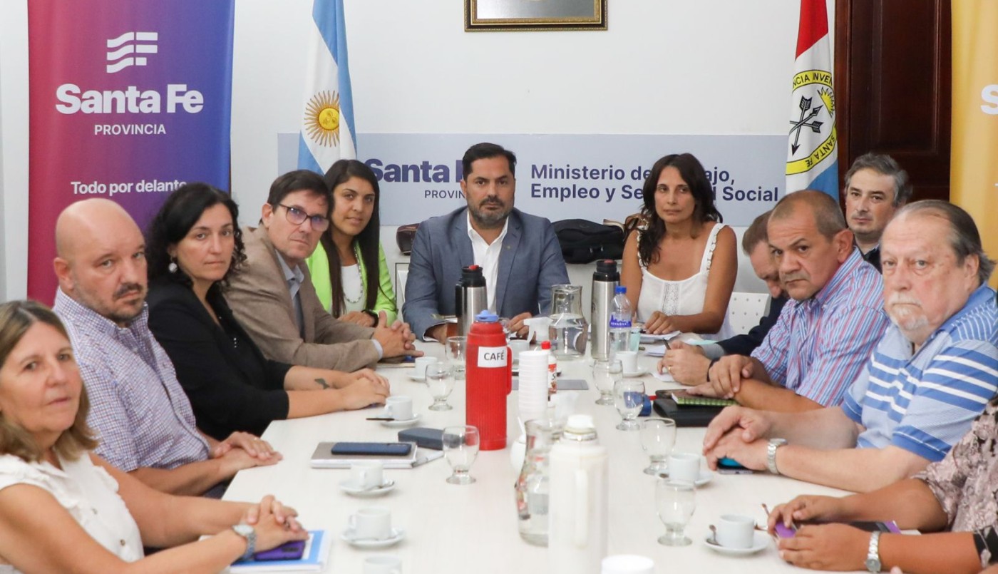 El gobierno de Santa Fe decidió posponer la paritaria docente | Información General