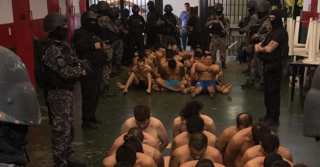 El gobierno provincial envía un mensaje a los presos, con fotos a lo Bukele | Información General