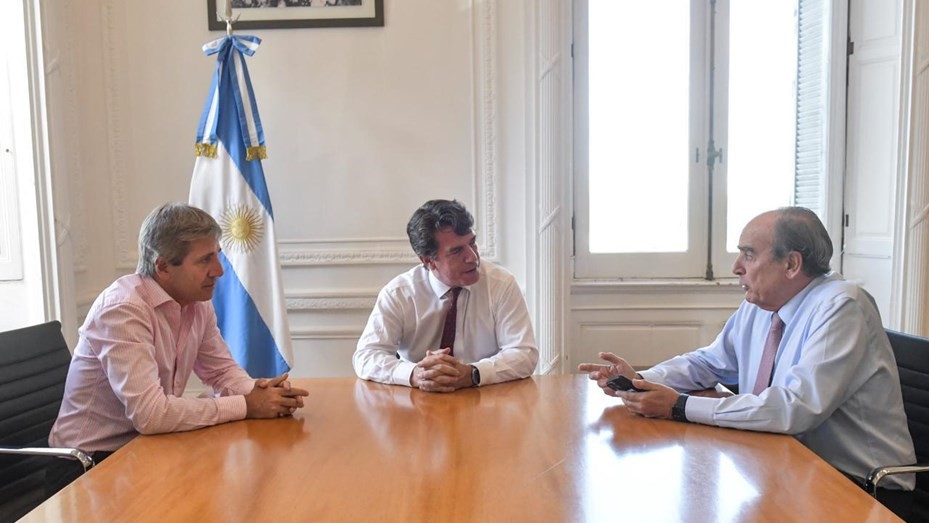 Pacto de Mayo: el Gobierno aclaró que convocará a los gobernadores por etapas | Nacionales