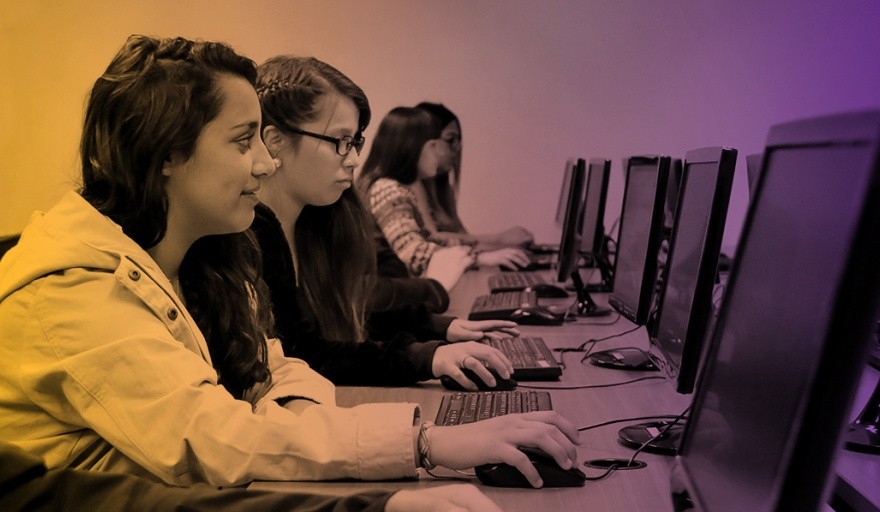 #8M: Cada vez hay menos mujeres en áreas de ciencia y tecnología en las universidades | Nacionales