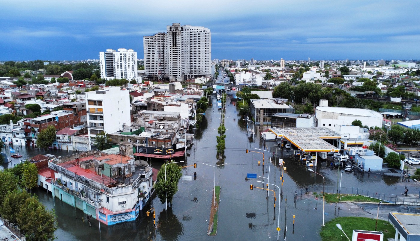 El temporal en Buenos Aires dejó destrozos y un récord de 130 milímetros | Nacionales