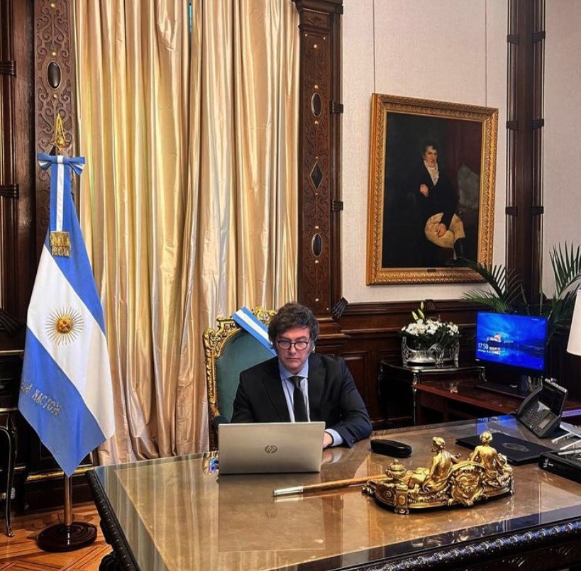 Milei afirmó que baraja pedirle 15 mil millones de dólares al FMI para abrir el cepo | Nacionales