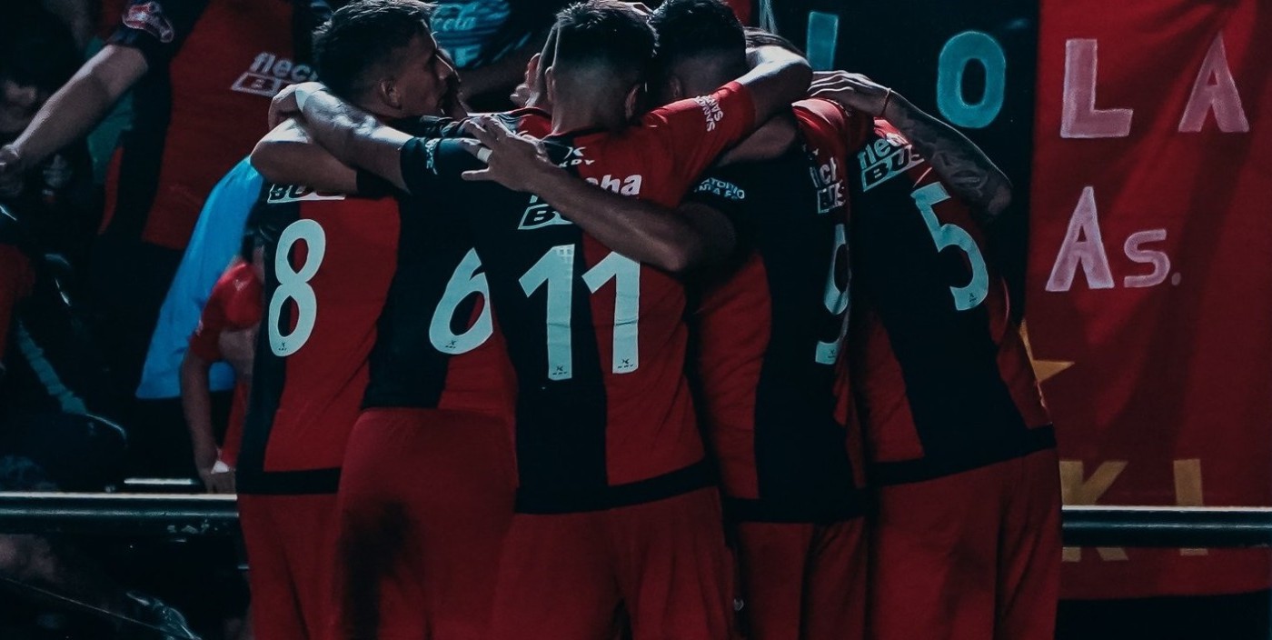 El Sabalero juega tres puntos bravos en tierra santiagueña | Deportes