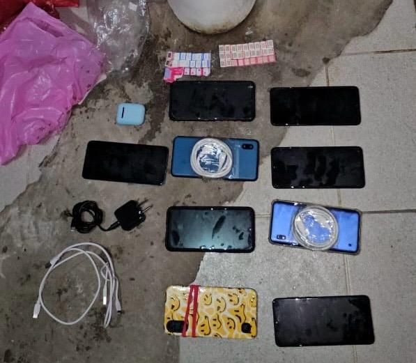 Un efectivo del SPP fue detenido por intentar ingresar celulares al penal | Información General