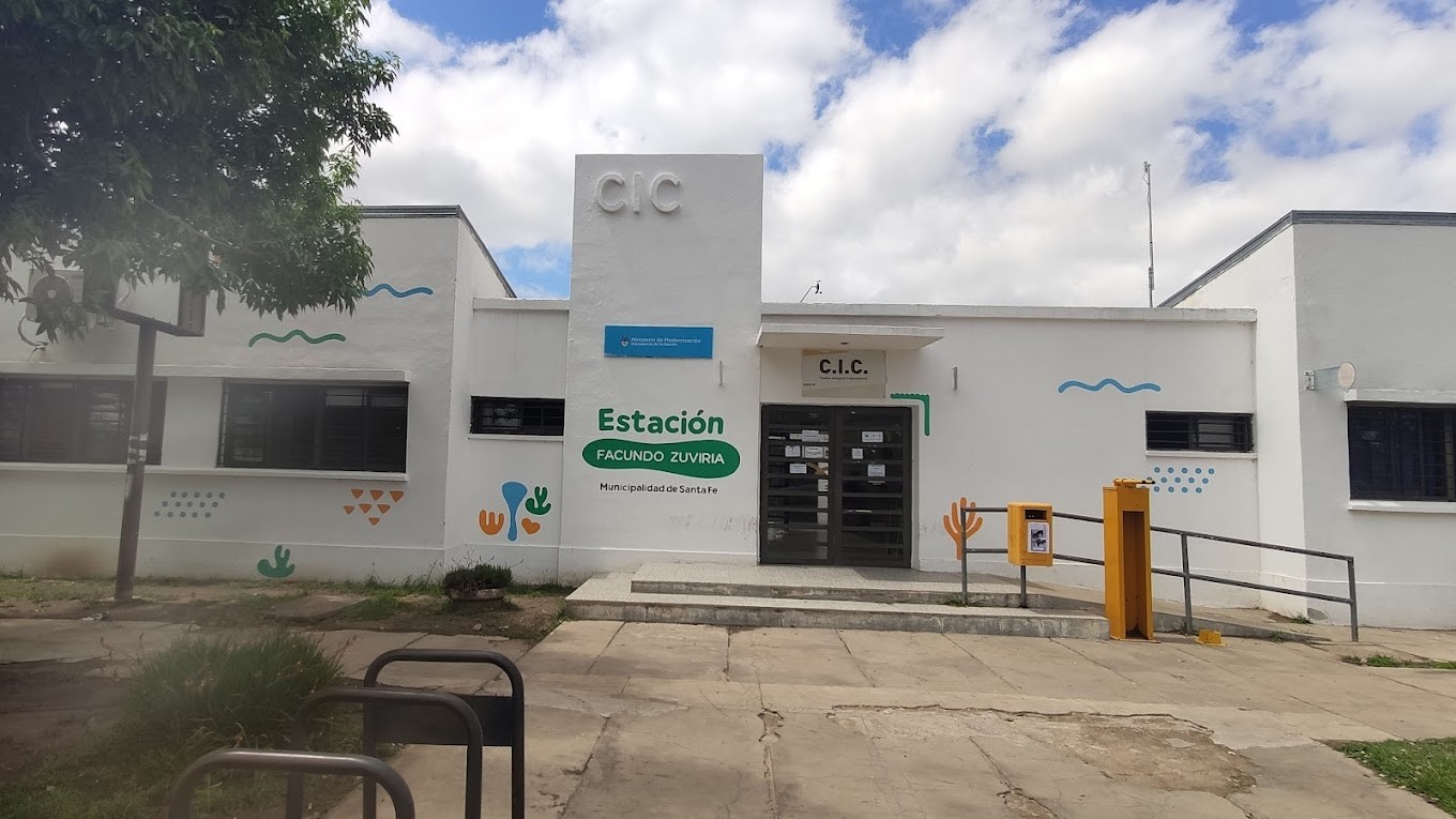 Investigan el asalto a un guardia municipal en Santa Fe | Información General