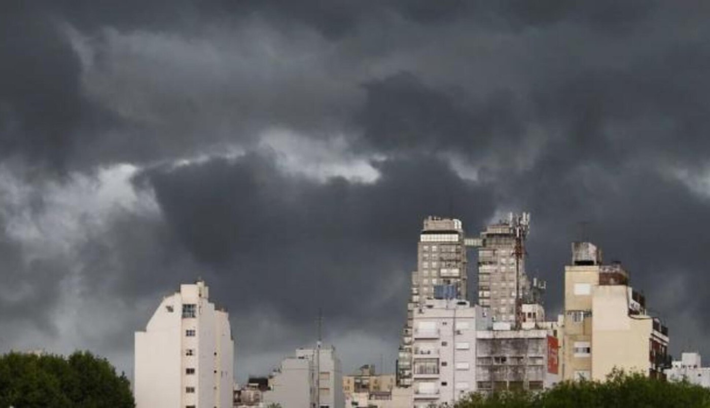 Alerta meteorológico por tormentas y vientos fuertes en Santa Fe | Información General