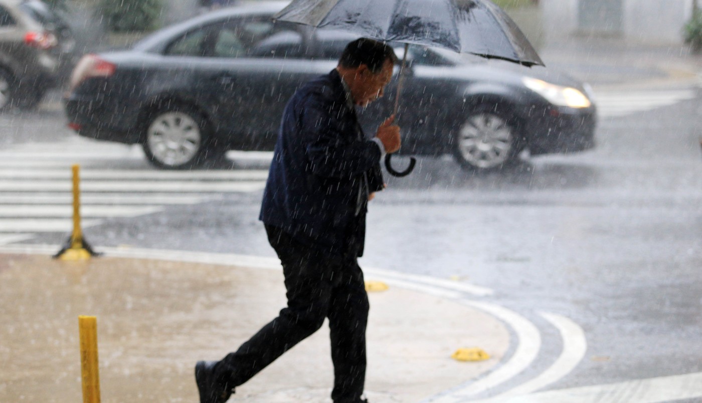 Temporal en Buenos Aires: unos 800 evacuados, daños materiales y alertas rojo y naranja | Noticias