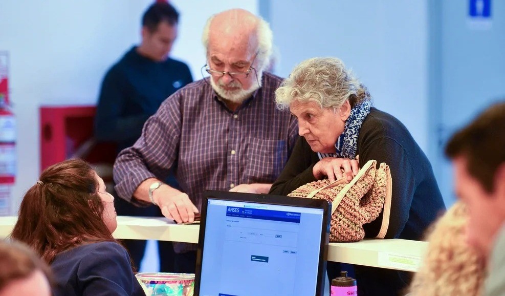 Las jubilaciones perdieron hasta un 47% de su poder de compra en un año | Nacionales