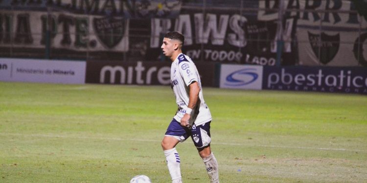 El ex delantero de Unión rompe redes en el ascenso | Deportes