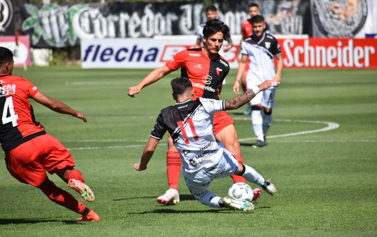 Colón dejó el invicto en Mendoza con una opaca actuación | Deportes