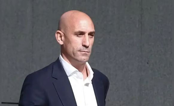Detuvieron a Luis Rubiales en Madrid por el caso de agresión sexual a Jenni Hermoso | Deportes