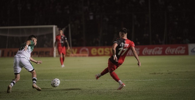 Colón dio vuelta el partido ante Nueva Chicago y sigue arriba en la tabla | Deportes