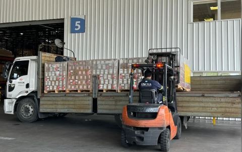 Llegó la primera carga de repelentes desde México: las 22.320 unidades fueron donadas a Caritas | Nacionales