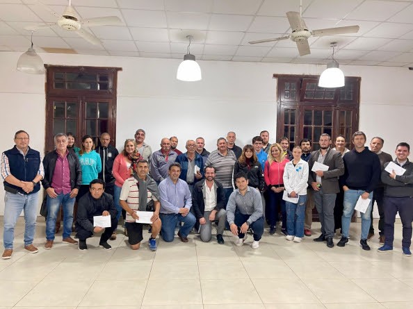 En Santo Tomé se entregó asistencia económica a entidades deportivas | Información General