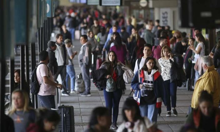 Anuncian beneficios para la temporada baja dentro del país: 30% de descuento en transporte terrestre | Nacionales