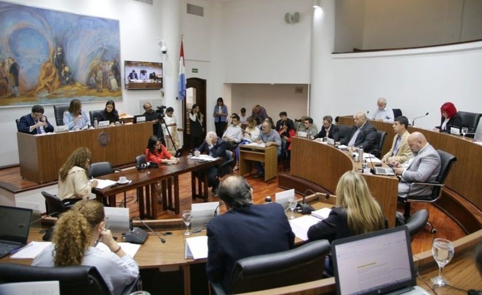 El Concejo adhirió al abrazo simbólico a la UNL | Legislativas