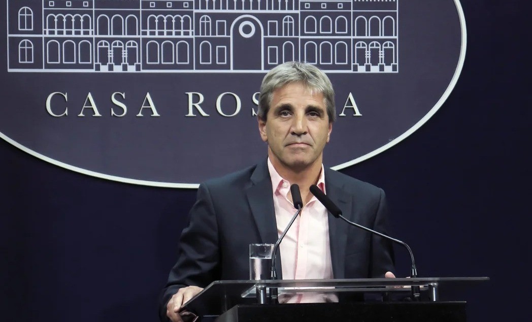 Caputo tildó de “berrinche” el reclamo de las universidades | Nacionales