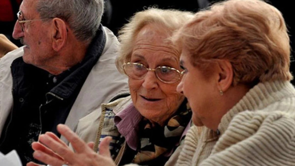 Oficializaron el pago de un bono para los jubilados nacionales durante mayo | Información General