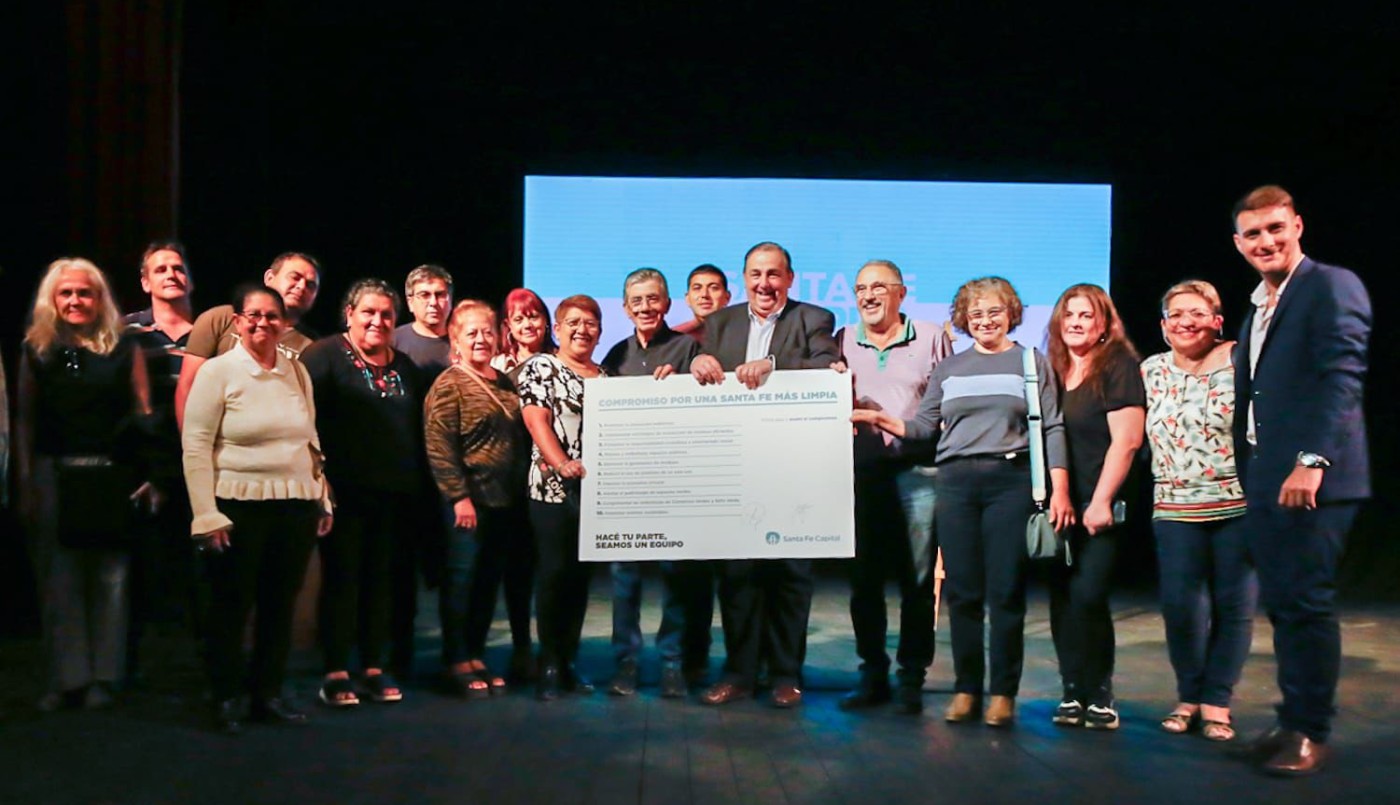 Poletti firmó el “Compromiso por una Santa Fe Más Limpia” junto a 500 instituciones | Información General