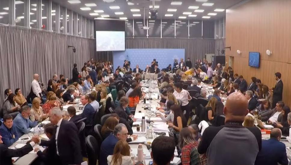 La Ley Bases obtuvo dictamen y se debatirá en el recinto el próximo lunes | Legislativas