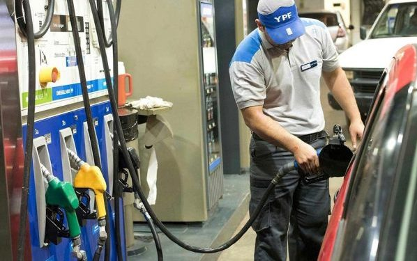 Por la actualización de un impuesto, las naftas aumentarían un 8% más en mayo | Nacionales