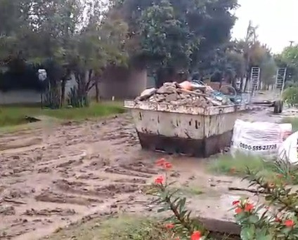 Vecinos del norte reclaman por el estado de calle Larrea | Información General