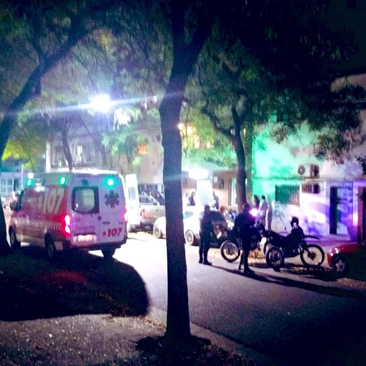 Tres heridos en balacera contra un taxi en Rosario: uno está grave | Noticias