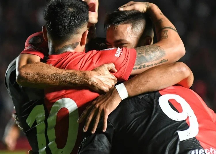 Delfino mete cambios para que Colón defienda la punta en Santa Fe | Deportes