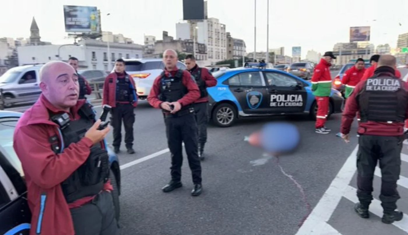 Constitución: robó un celular, escapó corriendo por la autopista y murió atropellado | Nacionales
