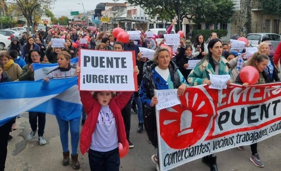 "Puente Ya": la consigna por la que cientos de comerciantes marcharon en Santo Tomé | Noticias
