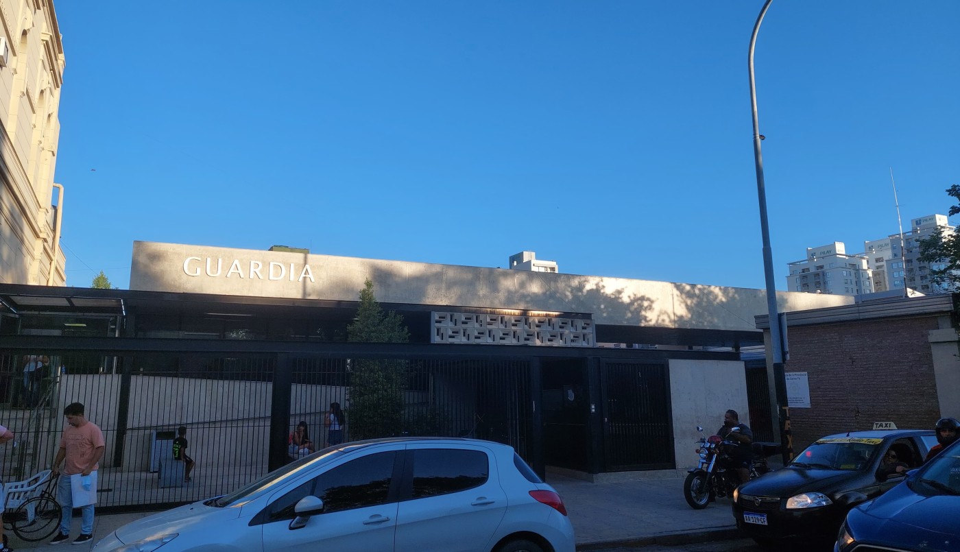 Investigan la muerte de un agente penitenciario en el Hospital Cullen | Noticias