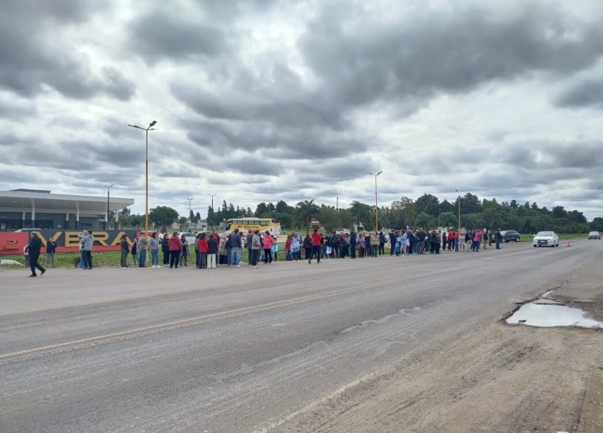 "Unidos por la Ruta 11": Un abrazo simbólico para visibilizar el reclamo por mejoras | Información General
