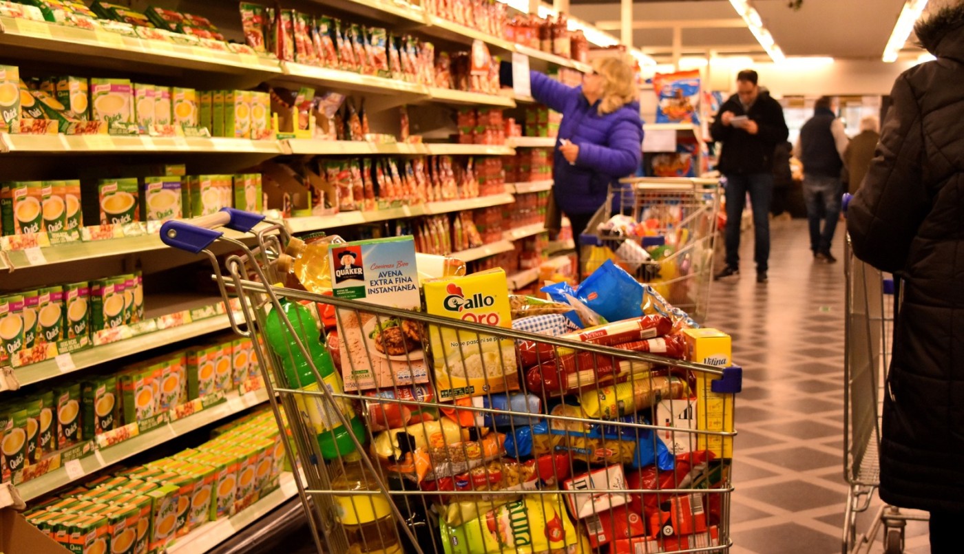 En un año, los precios en supermercados subieron más del 400% | Información General