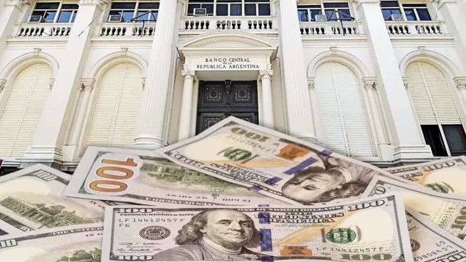 Gobierno ratificó cómo seguirá la devaluación y qué pasará con la dolarización | Nacionales