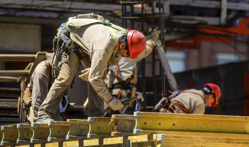 El salario formal cayó 15% en términos reales en el último semestre | Nacionales