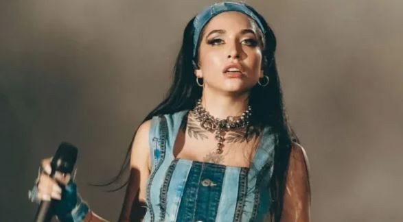 María Becerra cruzó a una seguidora por tildarla de "villera": la tajante respuesta de la cantante | Espectaculos