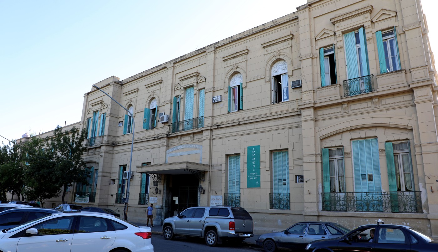 Hombre que viajaba en la Línea 14 murió camino al Hospital Cullen | Información General