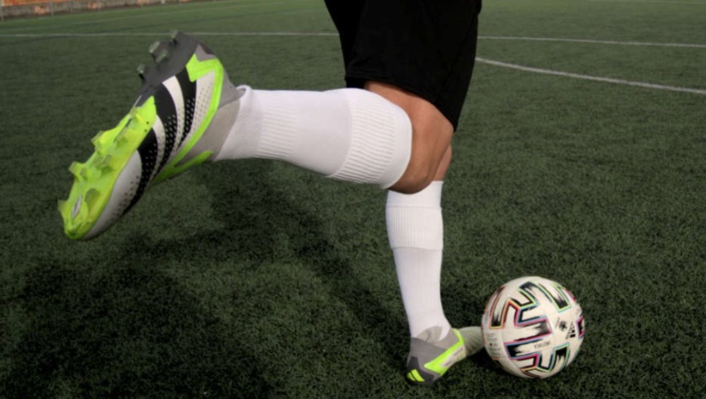 Jugaba un "picadito" con amigos, recibió un pelotazo y murió | Información General