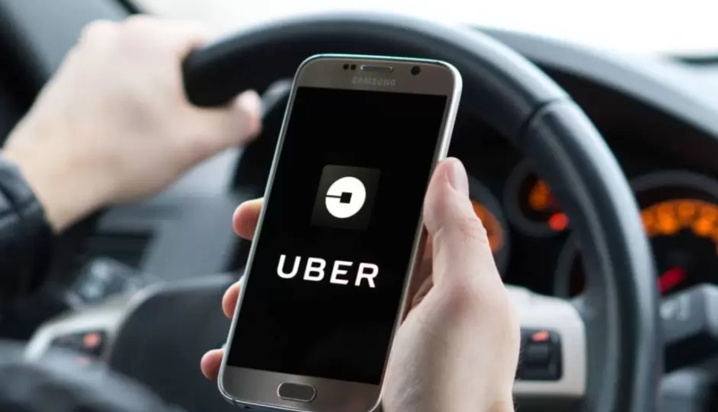 Remiseros y concejales se enfrentan por la regulación de las aplicaciones de viaje | Información General