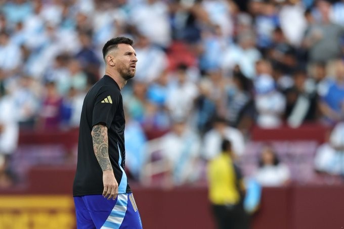 En vivo: Por Telefe y con Messi de titular, juegan los Campeones del Mundo | Deportes