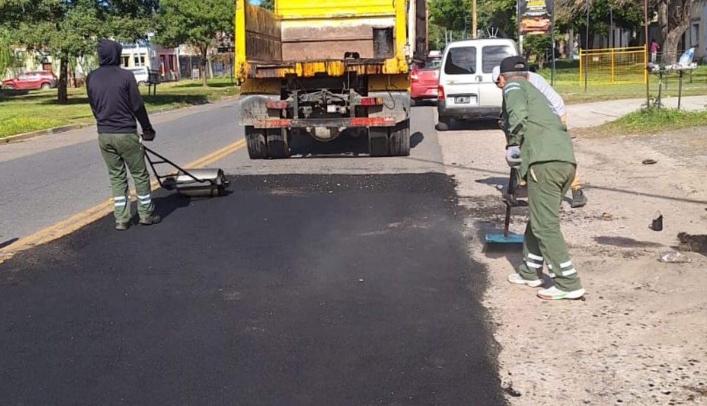 Intensifican las obras de bacheo en Santa Fe | Información General