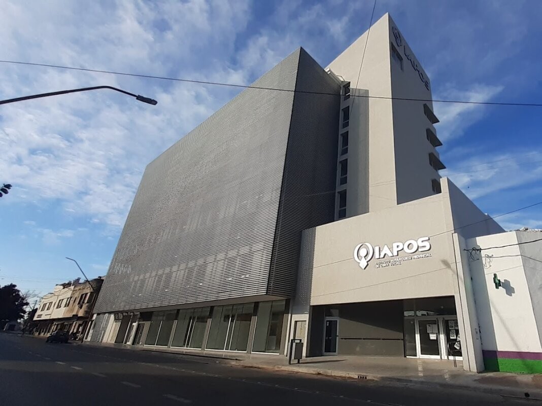 Iapos devuelve los descuentos a las clínicas y sanatorios que no cortaron el servicio | Información General