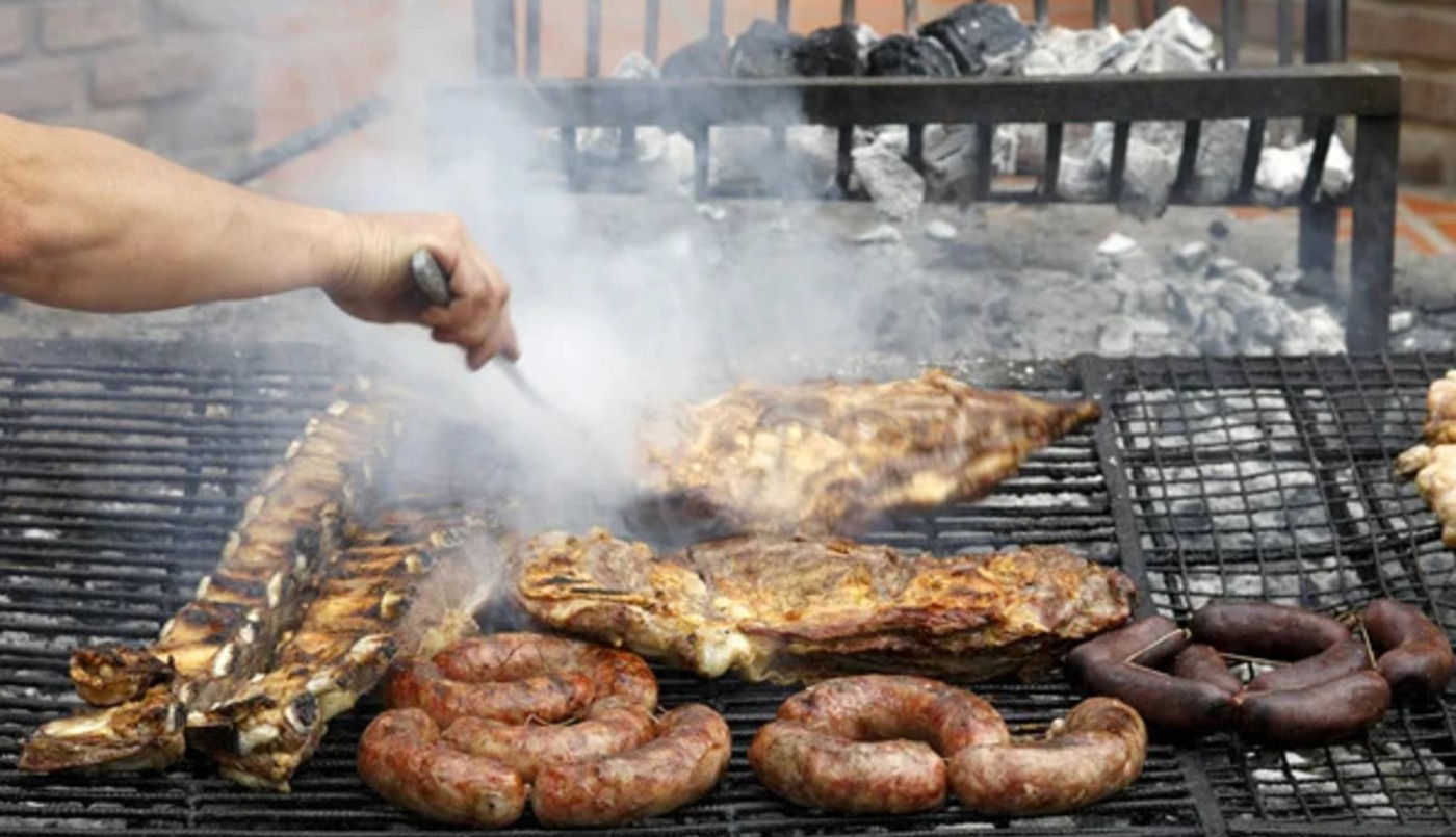 Condenaron a un policía de Santa Fe por pedir asado gratis y extorsionar | Judiciales